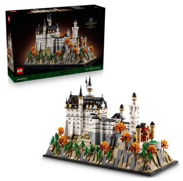 Lego Neuschwanstein Castle architect (21063)